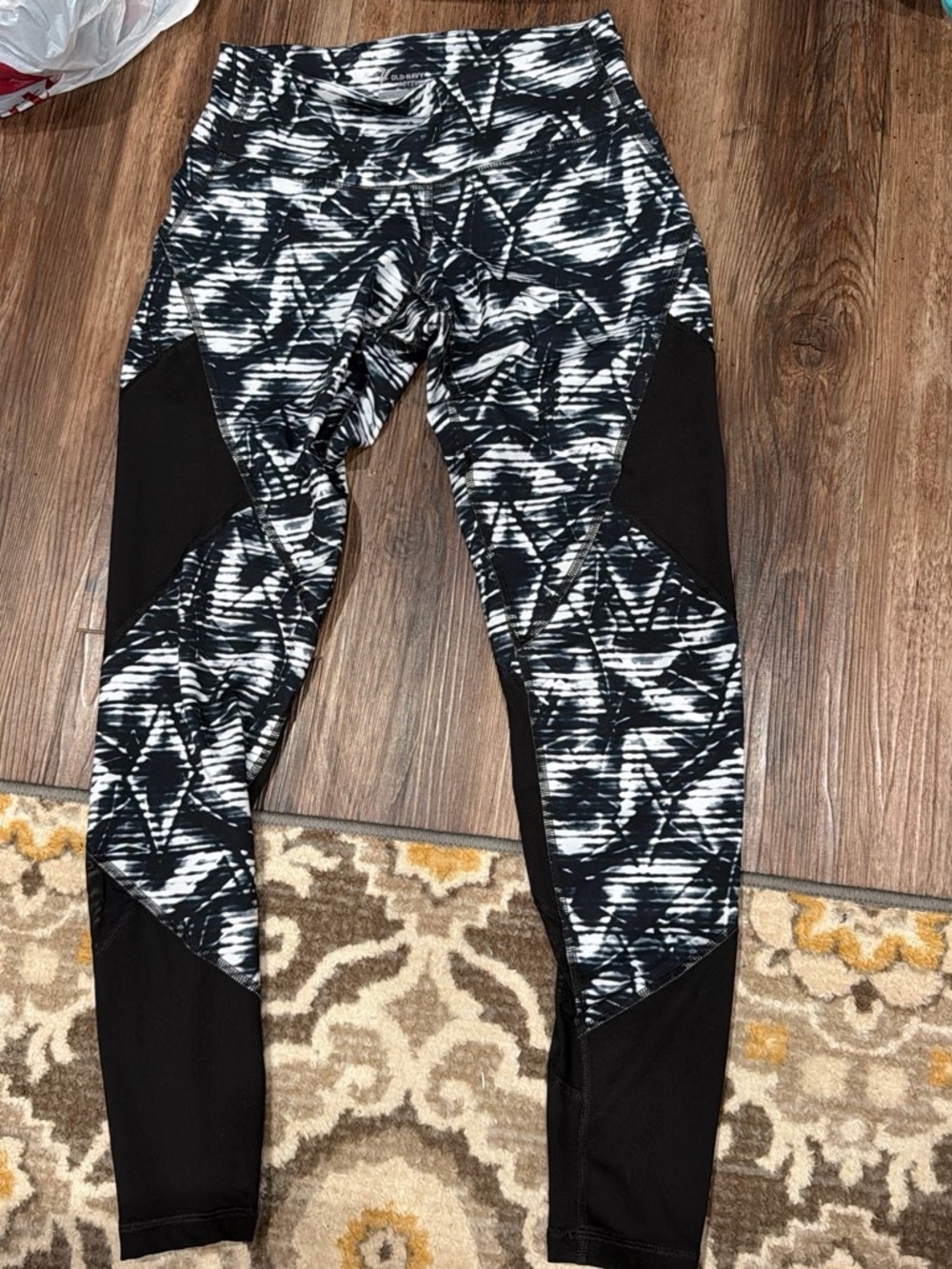 Black & White Patterned Kids Leggings